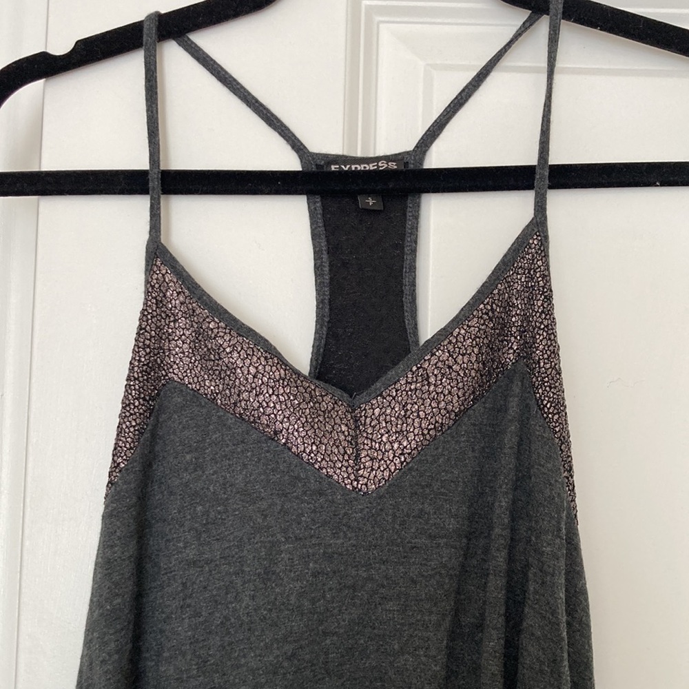 Grey Flowy Tank - Picture 3 of 5
